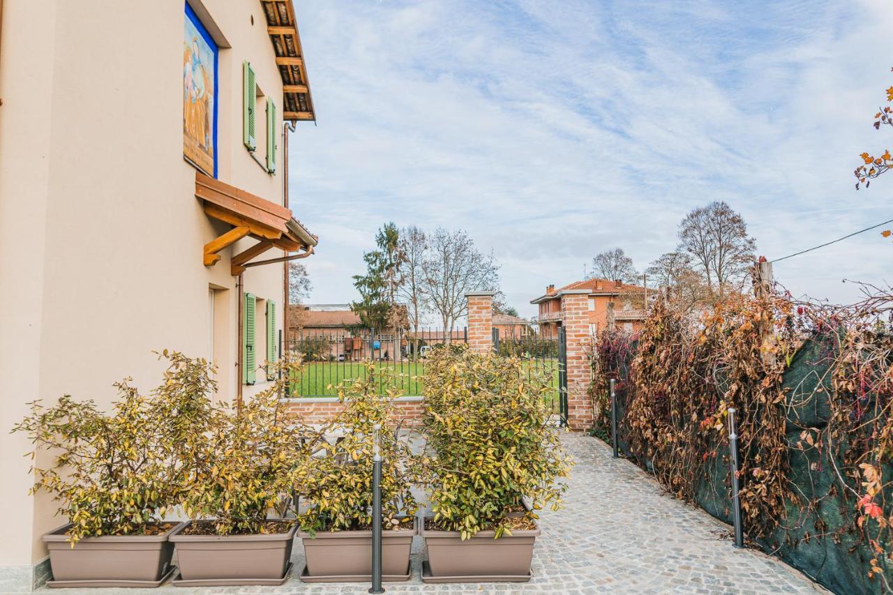 La Tenuta Di Santo Stefano Agri Resort & Spa Fossano Exterior foto
